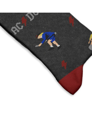 Sock Affairs : Chaussettes en hommage à Angus Young du groupe ACDC