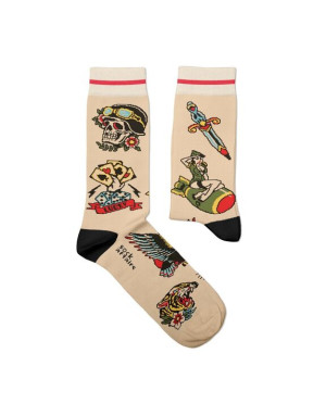 Chaussettes tatouage American War, par Sock Affairs. Modèle par Sock Affairs